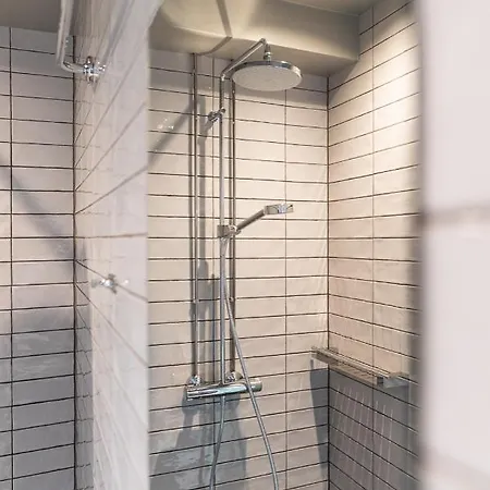 Billnaesin Ruukki מלון *